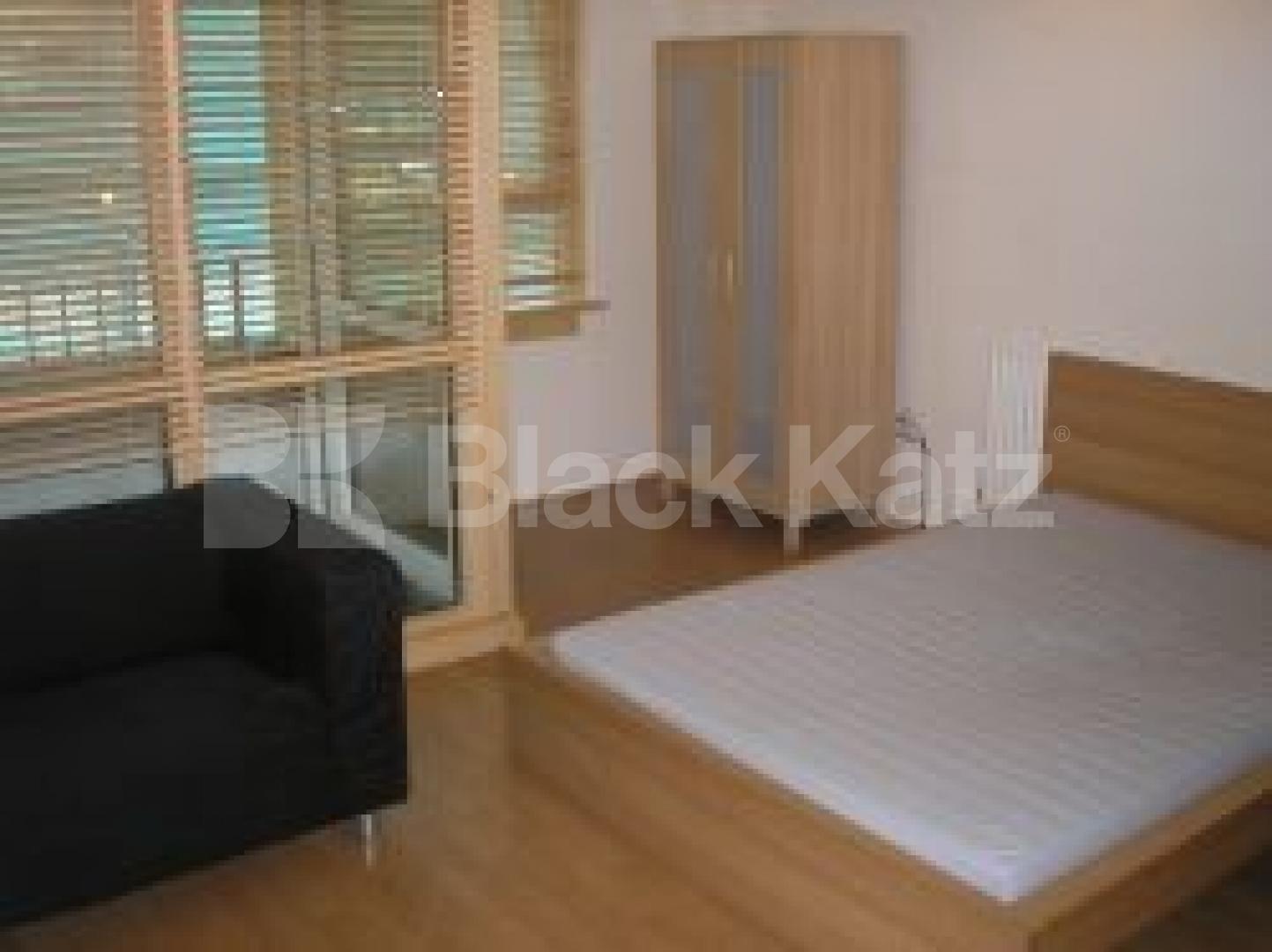 			NEW INSTRUCTION!!, Studio Apartment, 1 bath, 1 reception Studio			 Camden Street, CAMDEN